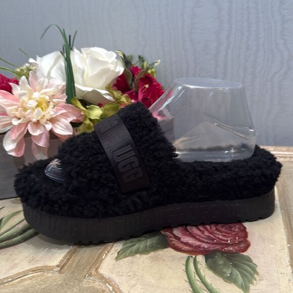 UGG Fluffita Slide Sandals Black Women’s Sz 7 - Picture 5 of 16